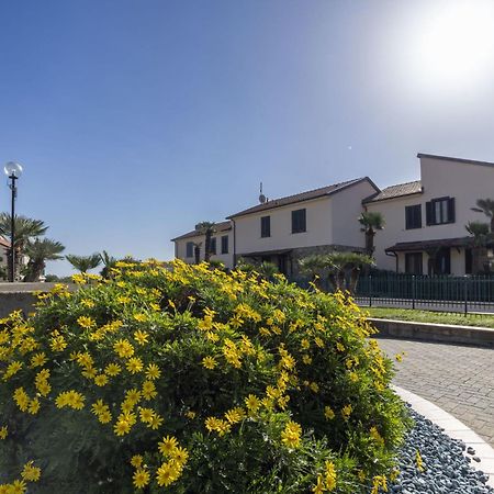 Apartment Le Margherite - Slr261 By Interhome Costarainera Екстер'єр фото