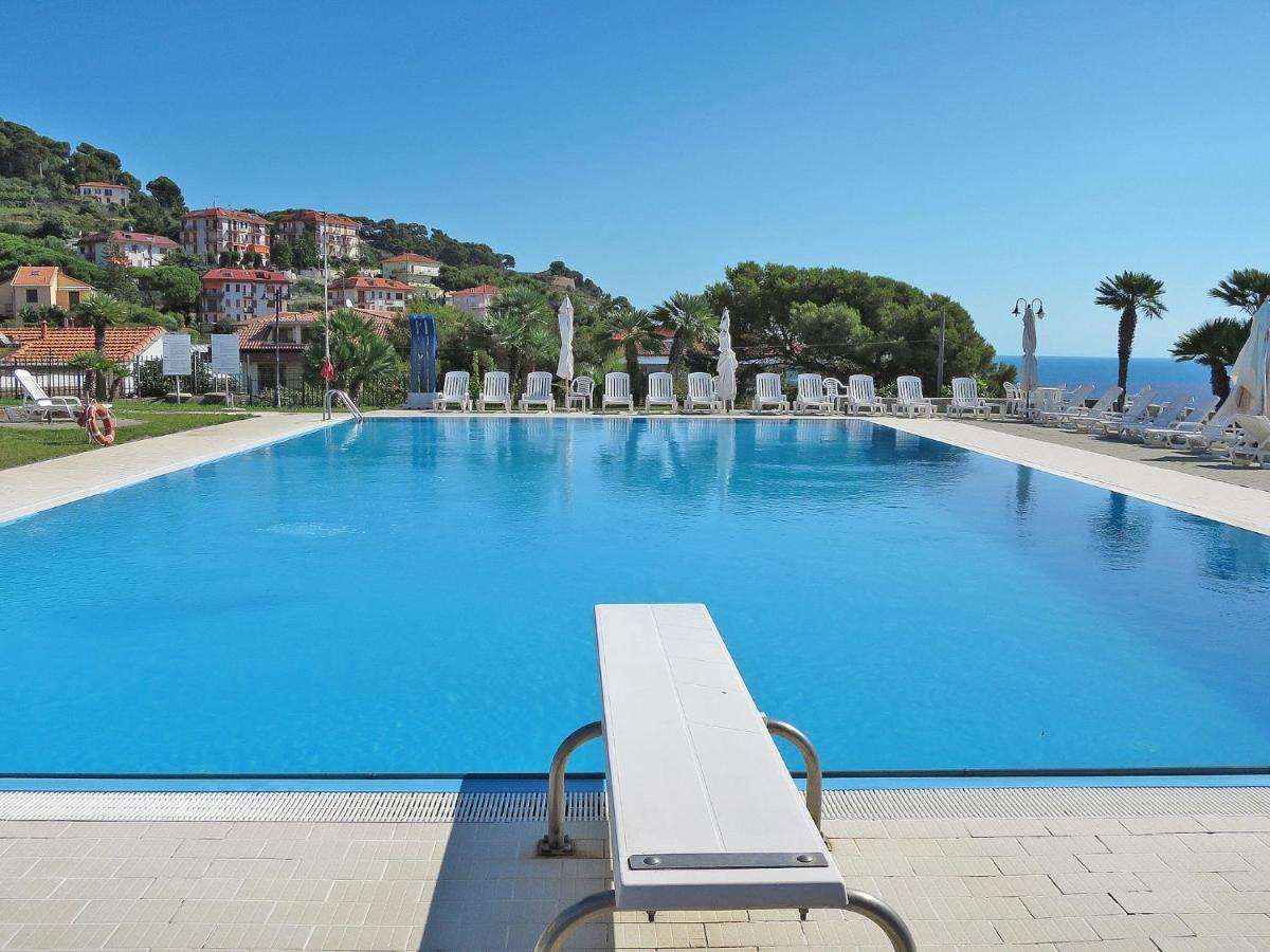 Apartment Le Margherite - Slr261 By Interhome Costarainera Екстер'єр фото