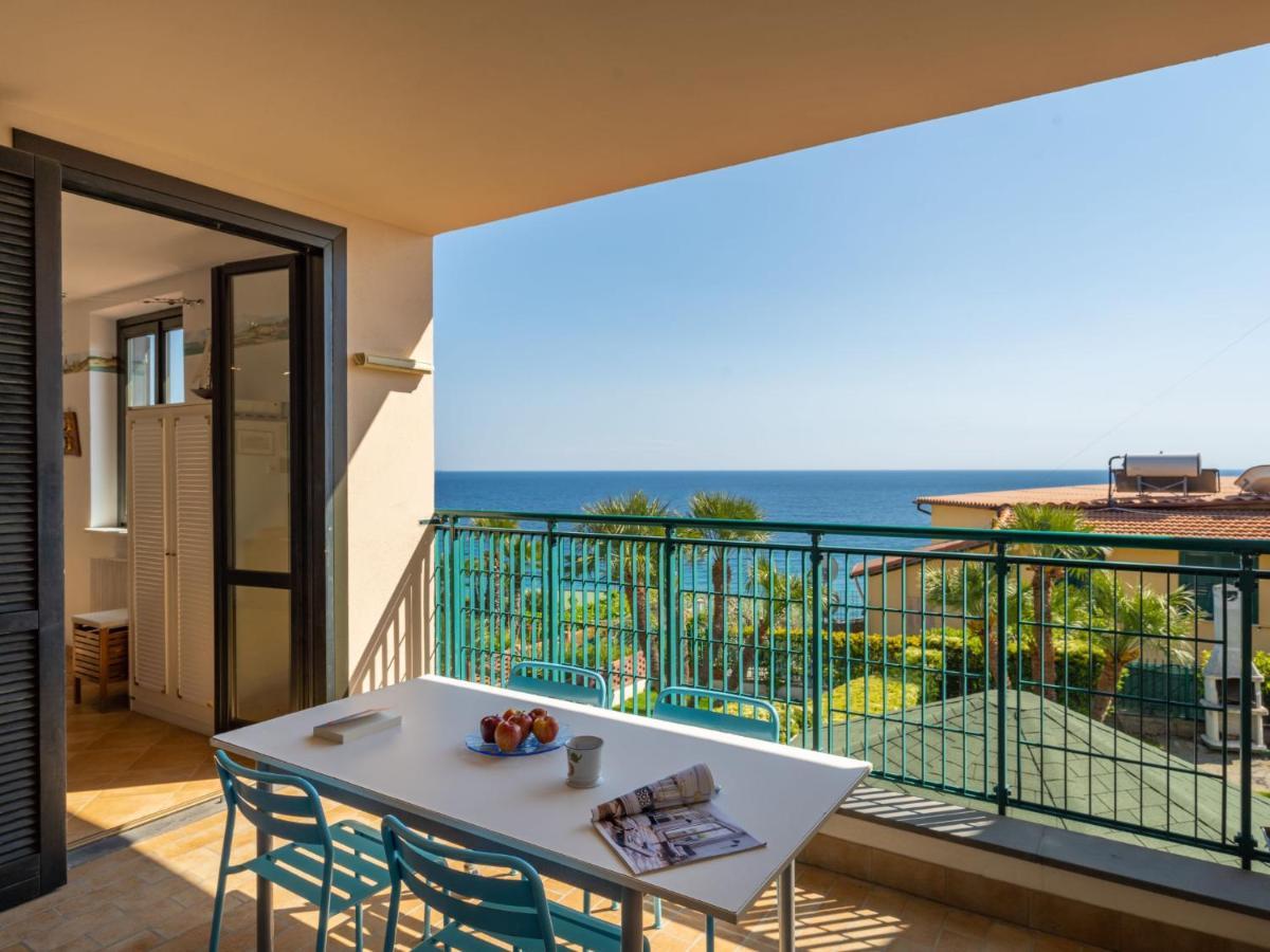 Apartment Le Margherite - Slr261 By Interhome Costarainera Екстер'єр фото